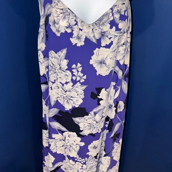 Tahari- NWT Purple Floral Maxi Dress with White Blooms Size Medium - Picture 8 of 13